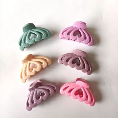 Color Hair Claw Ice Cream Color Plastic Grip Grip Fashion Korean Barrettes Hair Claw 1 Yuan 2 Yuan Supply