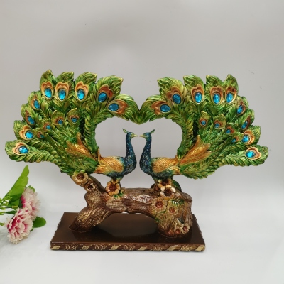 European-Style New Creative Looking Peacock Living Room Resin Decorations