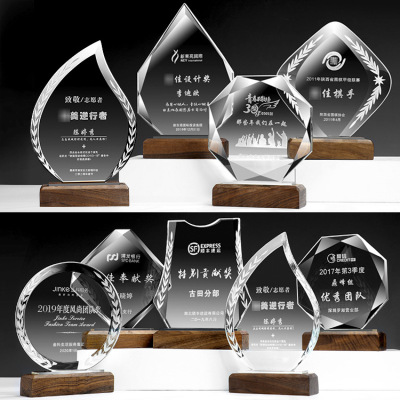 Crystal Trophy Customized New Product High-End Creative Walnut Wooden Licensing Authority Honor Medal Anniversary Souvenir Manufacturer