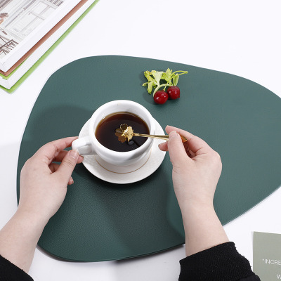 Teslin Household Triangle Leather Placemat Wholesale Creative European Leather Placemat Oil-Proof Insulation Placemat Customization