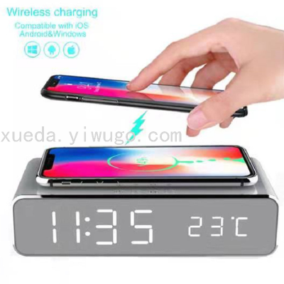 Multifunctional Wireless Charger Alarm Clock, Clock, Thermometer Wireless Charger Desktop Wireless Charger