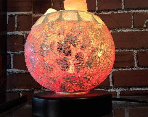 Modern Small Table Lamp Bedside Lamp Creative Decorative Table Lamp Night Lamp Crystal Salt Lamp