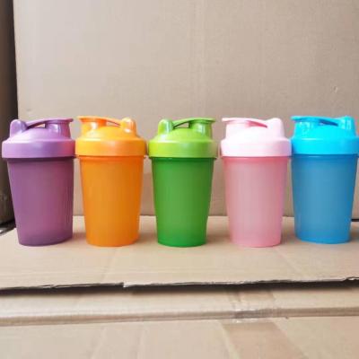 Multifunctional Protein Powder Shake Cup Fitness Sports Cup 600ml Sports Cup Stirring Carry-on Cup Customization