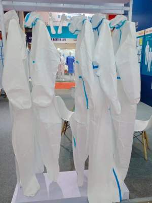 Protective Clothing Surgical Gown Disposable Insulating Garment