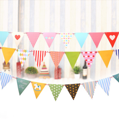 Children's Party Decoration Polka Dot Birthday Pull Flag Made by Paper Wedding Ceremony and Wedding Room Wedding Dress Love Pennant