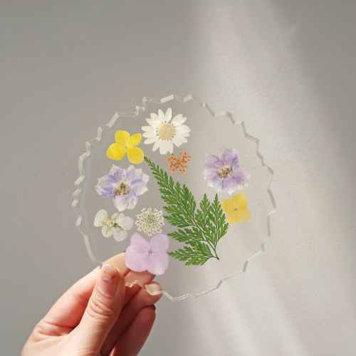 yijia xiaohongshu ins bloggers same style dried flower coaster acrylic heat proof mat resin placemat cross-border amazon