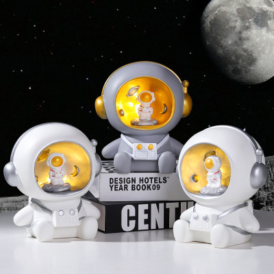 Cartoon Spaceman Astronaut Small Night Lamp Resin Decorations Creative Gift Children's Birthday Gifts Coin Bank Furnishings