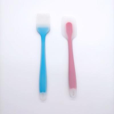 Small Translucent One-Piece Handle Silicone Scraper Silicone Brush Cake Baking Baking Tool