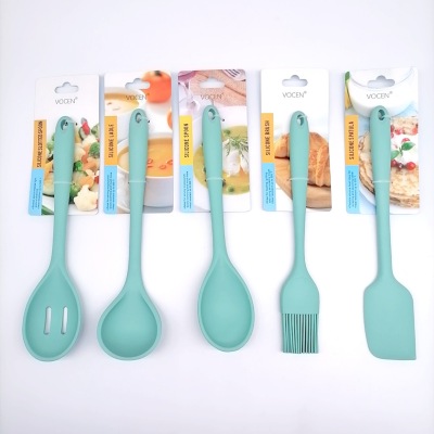 All-Inclusive Silicone Kitchenware Silicone Spatula Scraper Oil Brush Dense Leak More Soup Spoon and Other Non-Stick Pan Tool Set