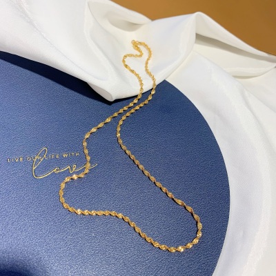 Tiktok Same Style All-Matching Starry Fine Necklace Female No Color Fading Elegant Imitation Gold Wave Necklace Clavicle Chain