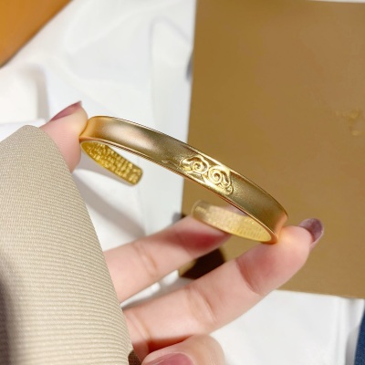 Gold Shop Same Style Imitation Gold Opening Bracelet Bracelet No Color Fading Heart Sutra Xiangyun Vietnam Placer Gold Jewelry Bracelet for Women