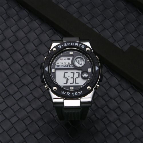 electronic watch mountaineering outdoor sports watch teenagers men‘s waterproof cross-border export watch wholesale