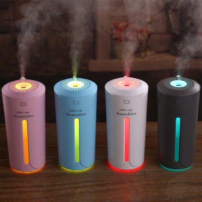 Factory Processing Customized New Product Color Light Cup Humidifier USB Car Humidifier Air Purifier Moisturizing Atomization