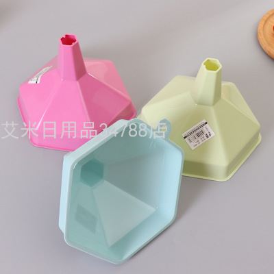 New Wheat Color Funnel Plastic Color Funnel Hexagonal Funnel Anti-Overflow Funnel Kitchen Utensils