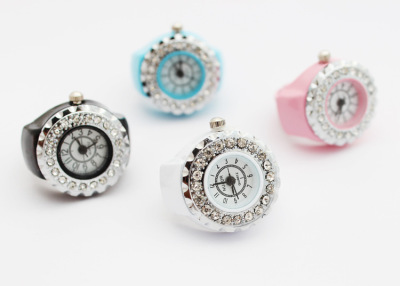 Special Discount New Fashion Ring Watch Trendy Women's Watch High-End Dial Ring Watch Diamond-Embedded Watch Wholesale