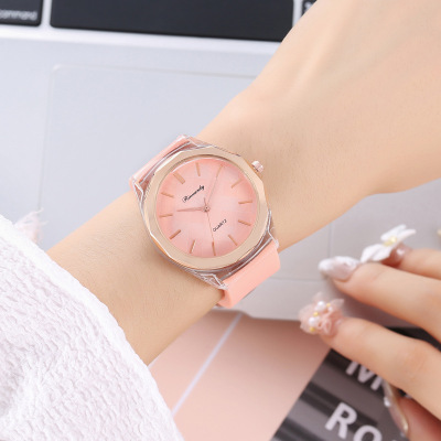 INS Style Fashion Candy Color Watch Women's Simple Silicone Sports Watch Women's Elegant Quartz Watch Student Watch