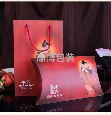 Customized High-End Scarf Gift Box Silk Portrait of a Lady Scarf Set Gift Box Source Manufacturer