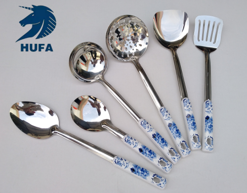 factory wholesale blue and white porcelain double pointed handle colander spatula kitchenware combination creative kitchen cooking utensils..