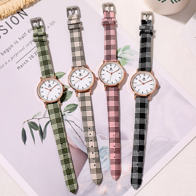 Student New Watch Female Ins Small Square Plaid Gift Fan Korean Japanese Digital Scale Mute Table Alarm Clock Examination Exclusive