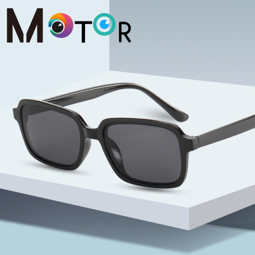 Box men‘s Sunglasses Foreign Trade Fashion Pc Sunglasses European and American Driving Glasses Manufacturers