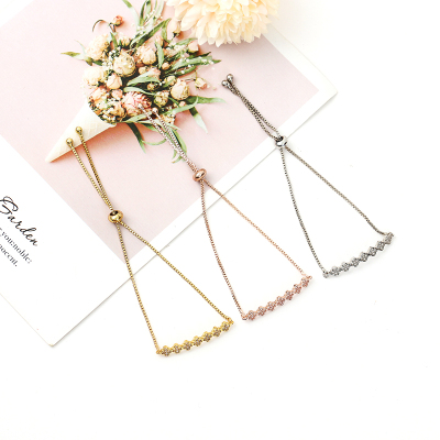 Japanese and Korean Sweet Dignified Flowers with Diamond Simple Bracelet Girlfriends Gift Adjustable Hand Jewelry Gold and Silver Color Wholesale