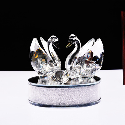 Business Gift Crystal Crafts Wholesale Simple Car Crystal Swan Perfume Holder K9 Crystal Ornaments