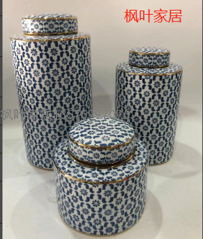 New Chinese Classical Blue and White Porcelain Storage Jar Decoration American Mixed Wine Cabinet Hallway Home Decoration Vase