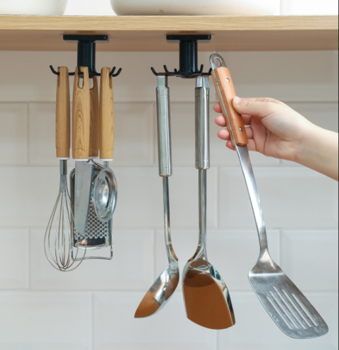 360 degrees rotating hook tracelss paste finishing hook