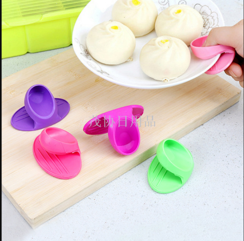 creative simple microwave oven silicone insulation platter clamp