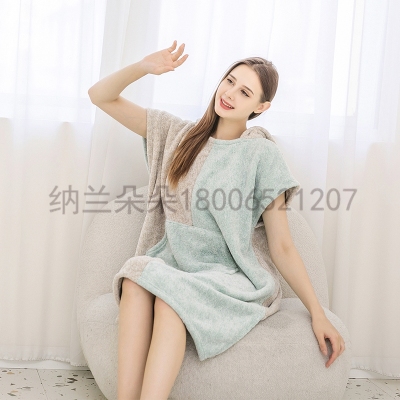 Wearable Bath Towel Cape Men's and Women's Hooded Bathrobe Can Be Wrapped Swimming Bath Cape than Pure Cotton Water-Absorbing Quick-Drying Bath Skirt
