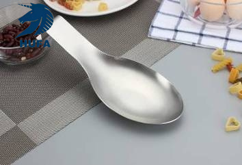 wholesale 304 stainless steel meal spoon large spoon rice spoon meal spoon household rice scoop thickened non-stick meal spoon spoon for individual portions..