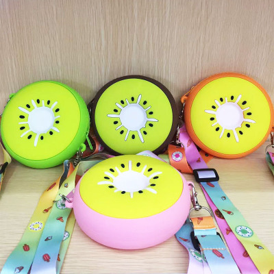 Creative Style Cute Waterproof Children Kiwi Fruit Silicone Zipper Wholesale Custom Bag