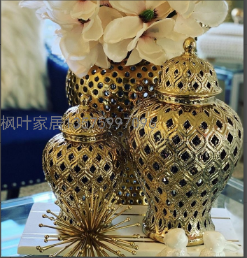 European-Style Simple White Hollow-out Ceramic Hat-Covered Jar Modern Living Room Villa Model Room Table Decorations Decoration