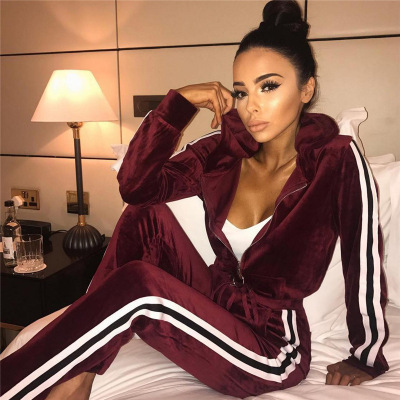 Autumn and Winter AliExpress EBay Popular Striped Pleuche Zipper Thermal Sweater and Trousers Suit