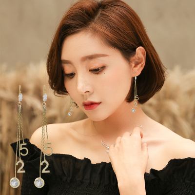 New Style Geometric 520 Tassel Earrings Fashion Temperament Long Wild Flower Creative Tassel Ear Rings