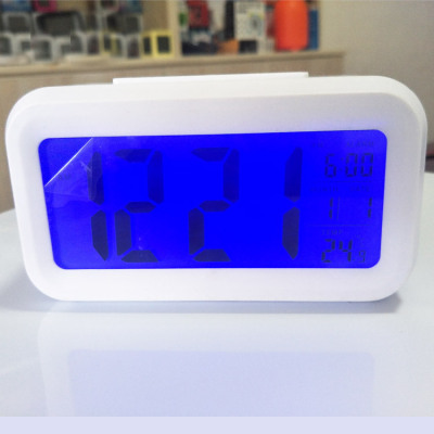 Amazon Hot Sale Little Alarm Clock Smart Student Children Mute Creative Smart Luminous Digital Clock Gift