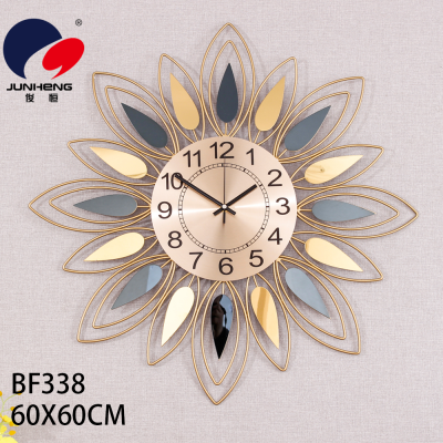 Nordic Style Wall Clock Light Luxury Living Room Clock Creative Decorative Clock Restaurant Pocket Watch Generous and Personalized Home Art