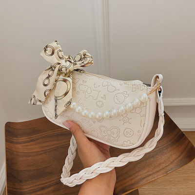 Fashion Silk Scarf Pearl Underarm Bag Baguette Bag 2021 New Trendy Simple Autumn Texture Design Shoulder Handbag