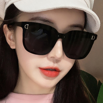 2021 New Internet Celebrity Frameless Square Sunglasses Women Fashion Sun-Proof Reflective Lenses round Face Street Shot Sunglasses Women's Fashion
