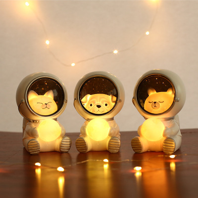 Cross-Border E-Commerce Cute Galaxy Guardian Cute Pet Spaceman Small Night Lamp Ornament Decoration Lamp Gift
