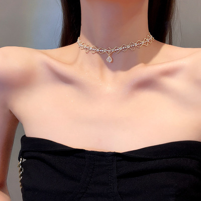 INS Hip Hop Cold Style Zircon Pendant Starry Titanium Steel Necklace Women's Design Clavicle Chain