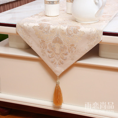 2021 European Style Luxury High-End Curio Cabinet Towel High Precision Jacquard Table Runner Creative Home Decorations Wholesale