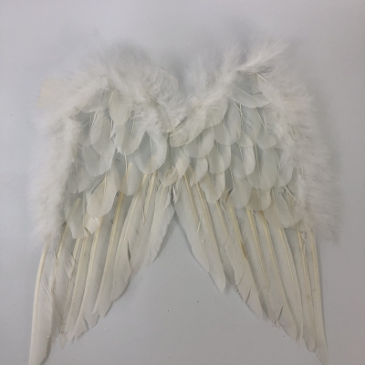 SOURCE Factory Supplies Simulation Feather Bird Simulation Angel Wings Bird Nest and Other Holiday Products