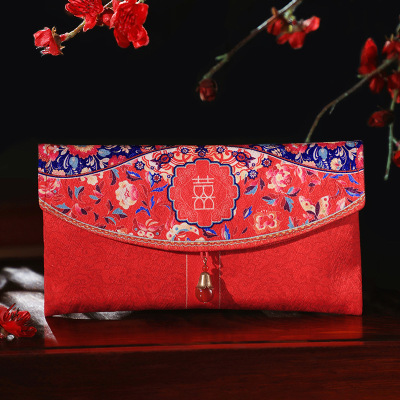 Tang Embroidery 2021 Wedding Red Packet New Product Ten Thousand Yuan Fabric Satin Lucky Money Wedding Gold Bag Gift Seal Creative Personality