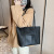 Women's Large Capacity Bag New Zipper Soft Surface Shoulder Messenger Bag Polyester Material Tote Bag for Delivery