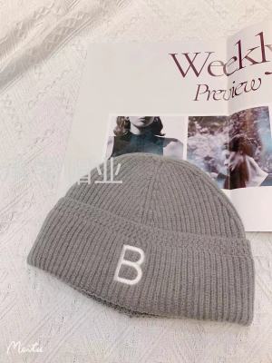 Hat Men's and Women's Same English Letters Landlord Hat Winter Woolen Cap