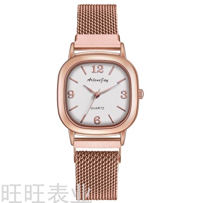 New Fashion Small Student Quartz Watch Square Suction Magnetic Snap Strap Women's Watch in Stock Direct Supply reloj