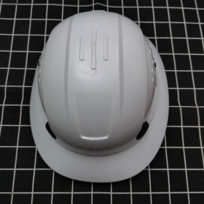 Factory Direct Sales, Safety Helmet with Goggle Lenses, ABS Material, with Safety Certification.