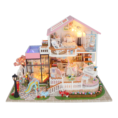 Wooden Miniature Dollhouse Hot Sale Wooden Toys Colorful Doll House Wood Kids Toys Garden