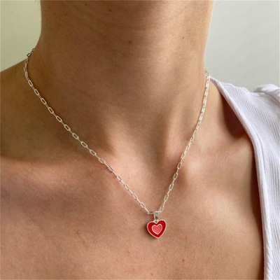 Hot Sale in Europe and America Love Pendant Necklace Copper Plating 18K Real Gold Color Retaining Jewelry Painting Oil Two-Color Peach Heart Clavicle Chain